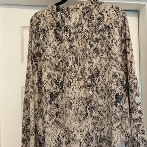 Evereve snakeskin print blouse